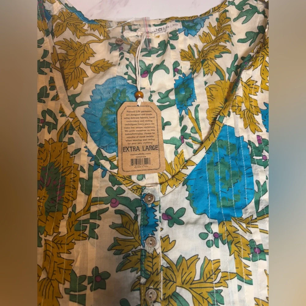 NWT- Savannah Cotton Sleeveless Top - Ochre Leafy Floral - Picture 11 of 13